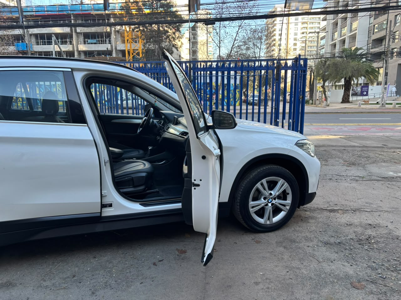 BMW X1 — foto 17 de 35