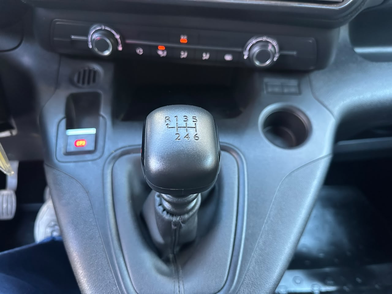 Opel Combo — foto 22 de 22