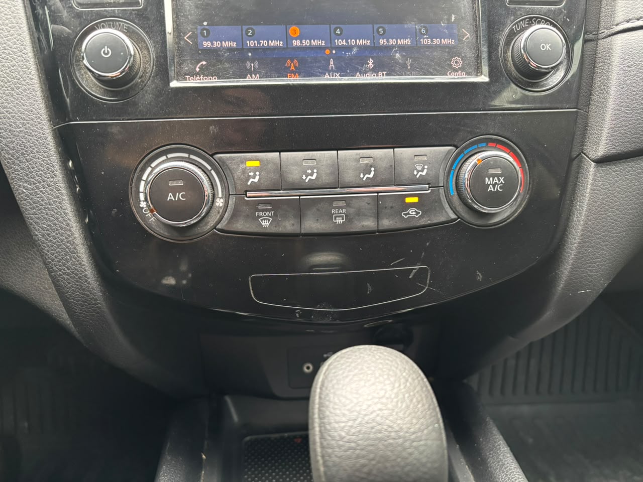 Nissan X-Trail — foto 22 de 28