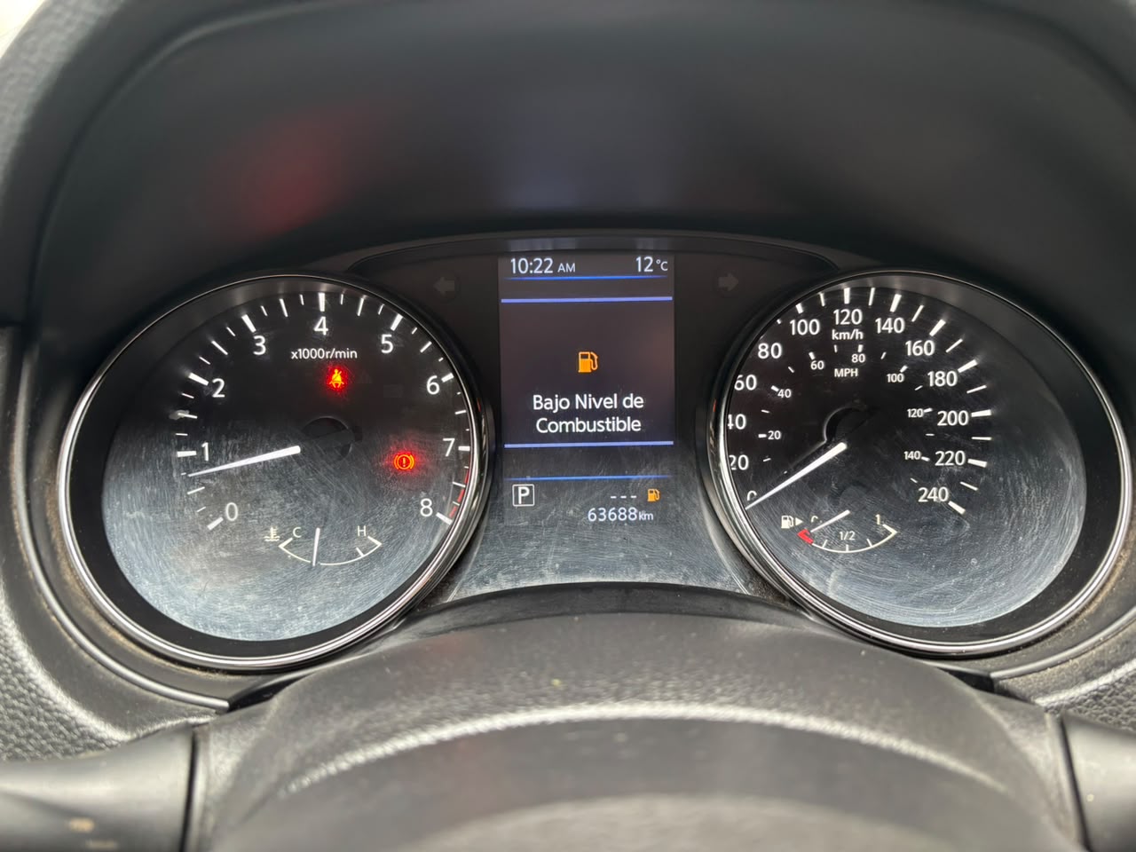 Nissan X-Trail — foto 26 de 28