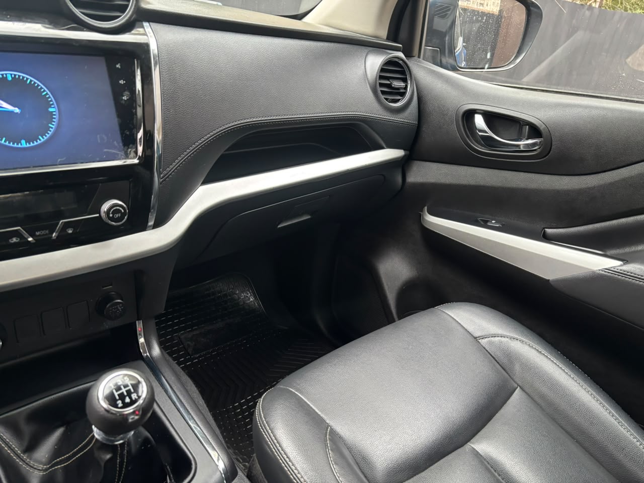Dongfeng Df6 — foto 24 de 32