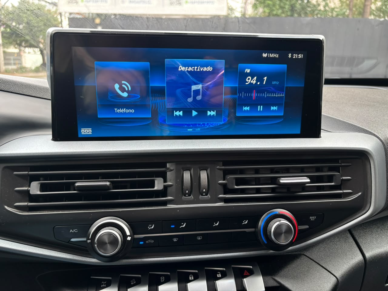 Peugeot Landtrek — foto 12 de 29