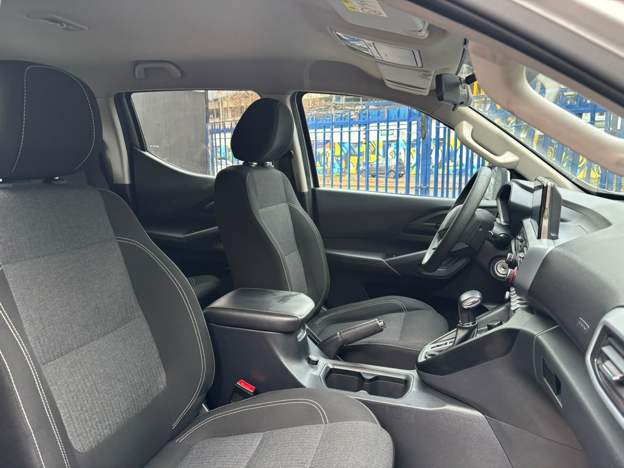 Peugeot Landtrek — foto 21 de 29