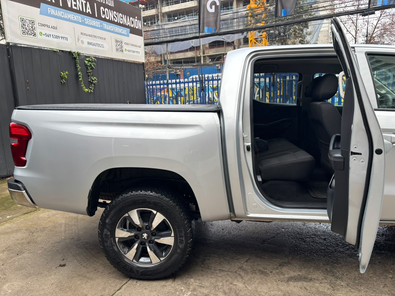 Peugeot Landtrek — foto 27 de 29
