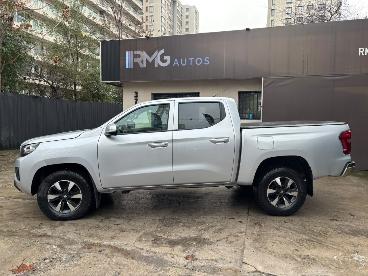 Peugeot Landtrek — foto 2 de 29