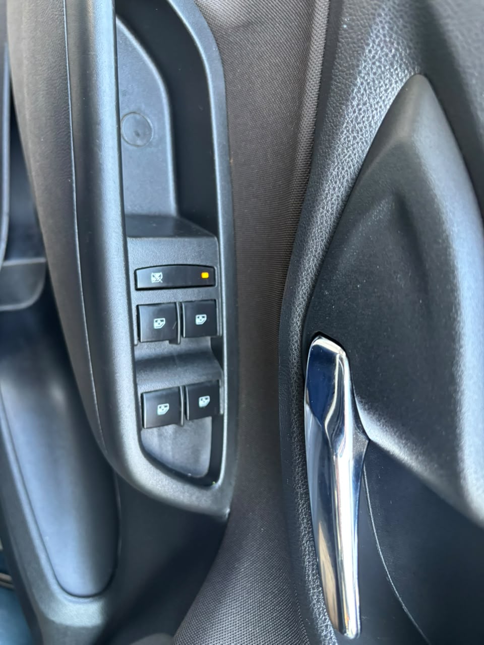 Chevrolet Prisma — foto 21 de 27