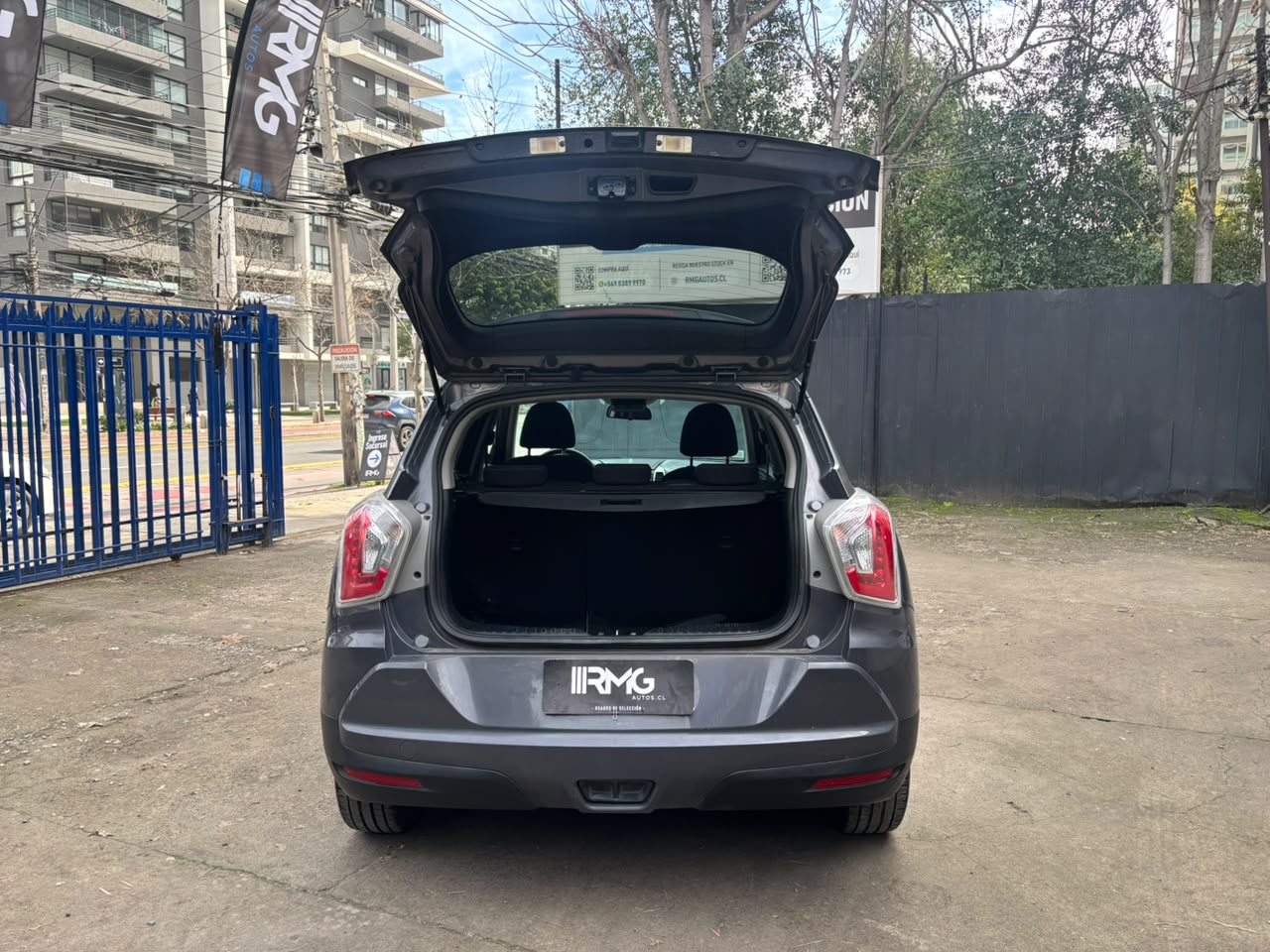 SsangYong Tivoli — foto 22 de 23