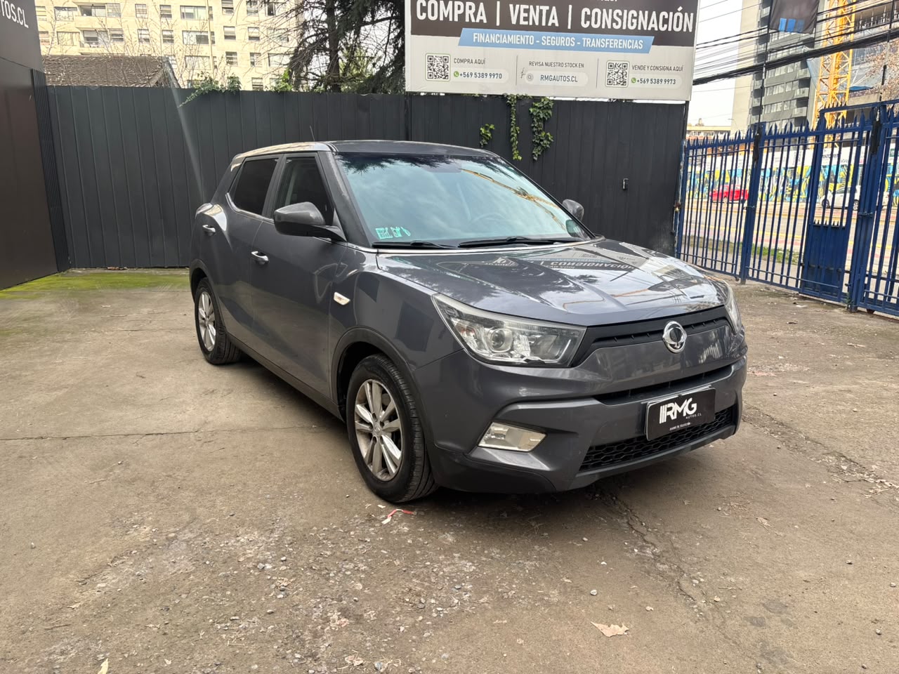 SsangYong Tivoli — foto 7 de 23