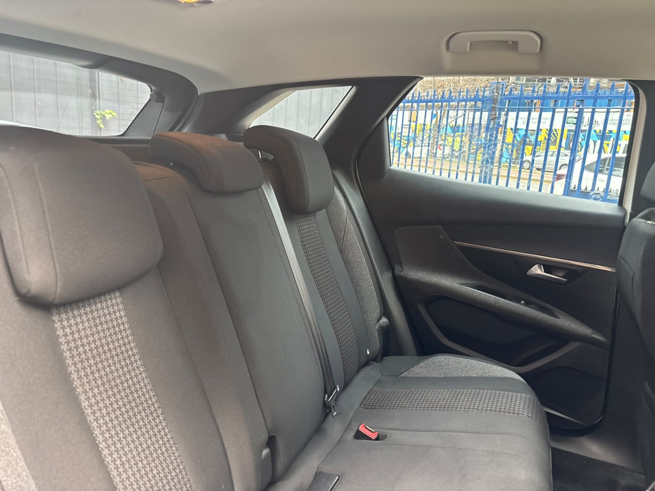 Peugeot 3008 — foto 12 de 23