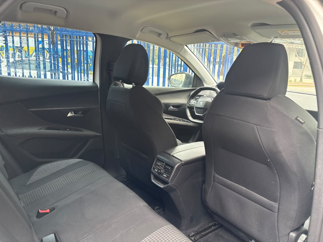 Peugeot 3008 — foto 13 de 23