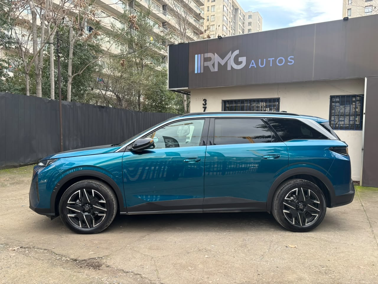 Peugeot 5008 — foto 2 de 20