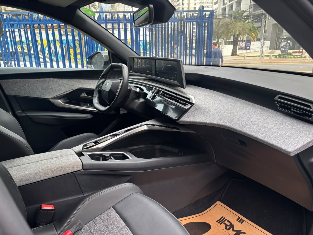 Peugeot 5008 — foto 13 de 20