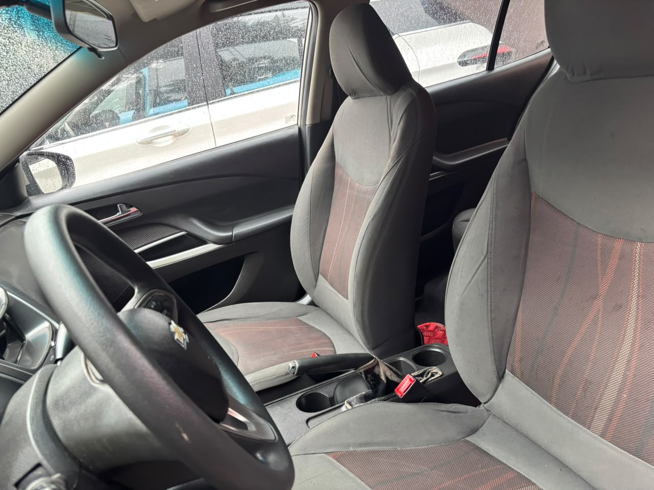 Chevrolet Sail — foto 13 de 23