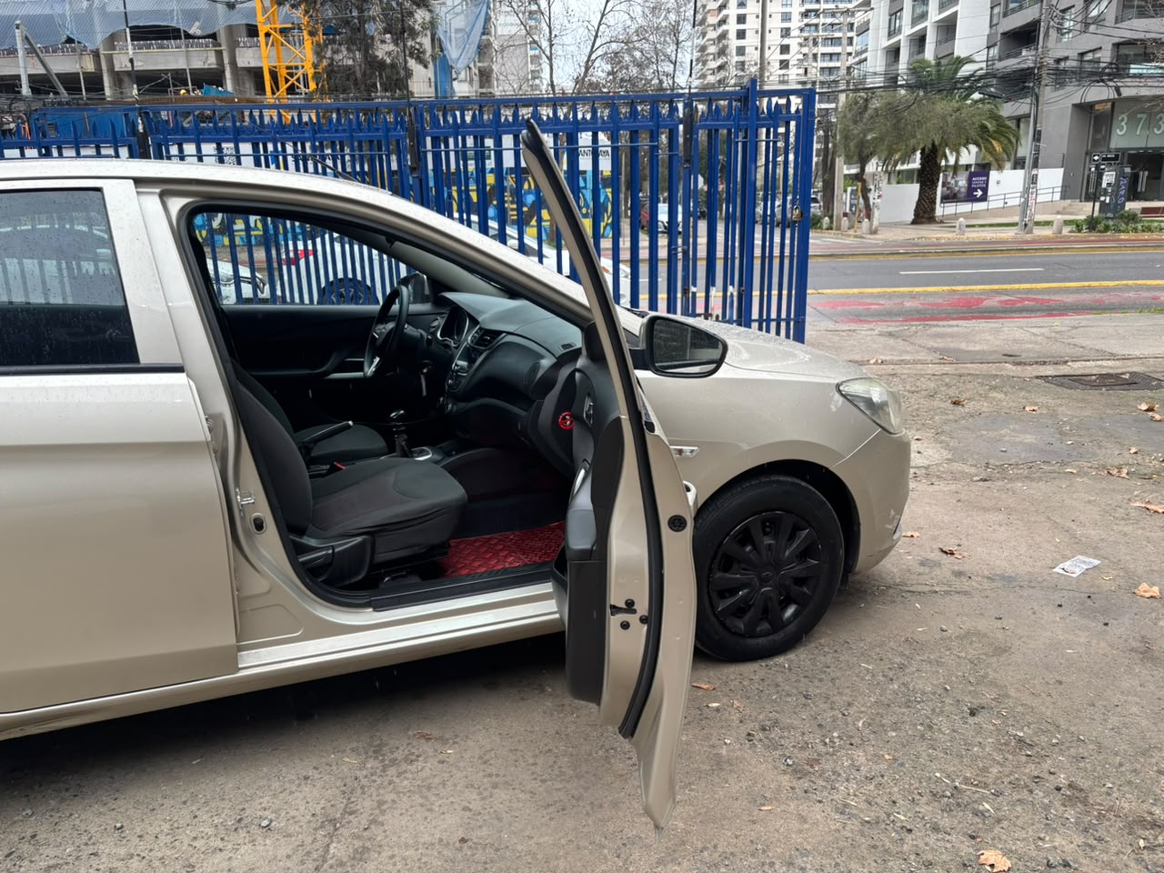 Chevrolet Sail — foto 11 de 23