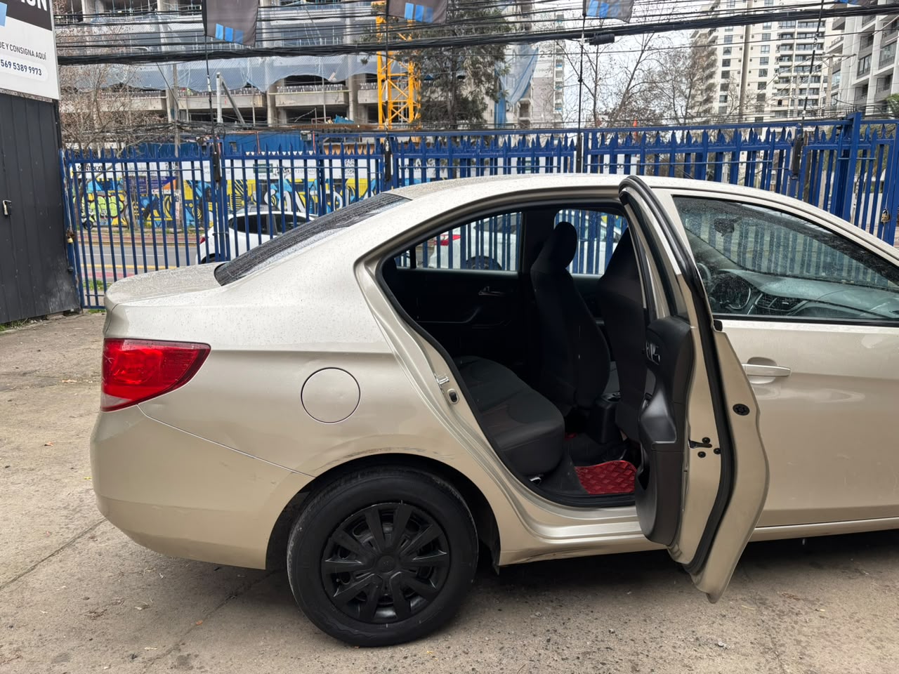 Chevrolet Sail — foto 10 de 23
