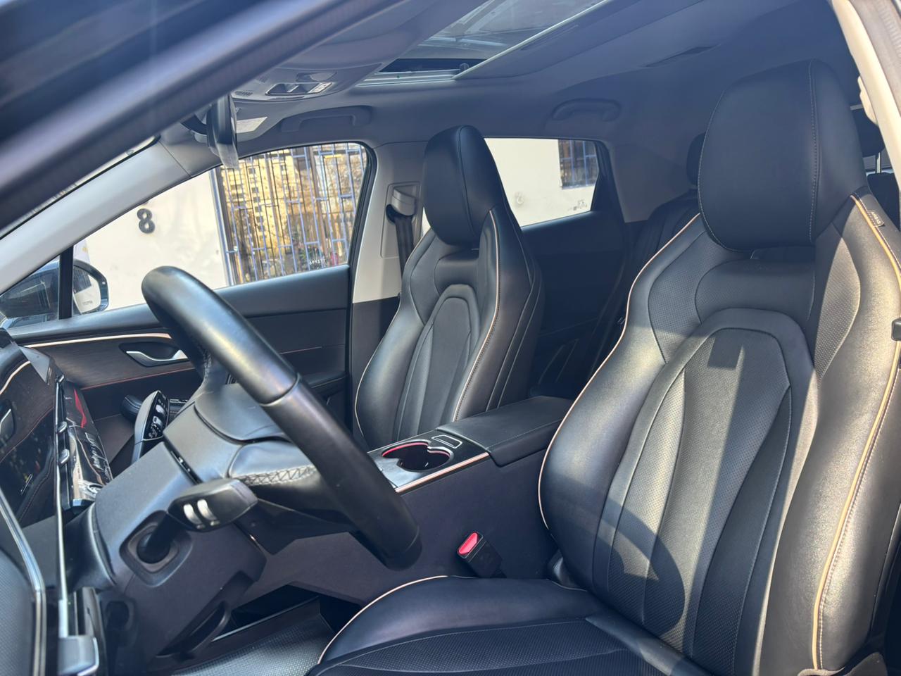 Omoda C5 1.5T Luxury 4X2 Cvt At 5P. — foto 26 de 30