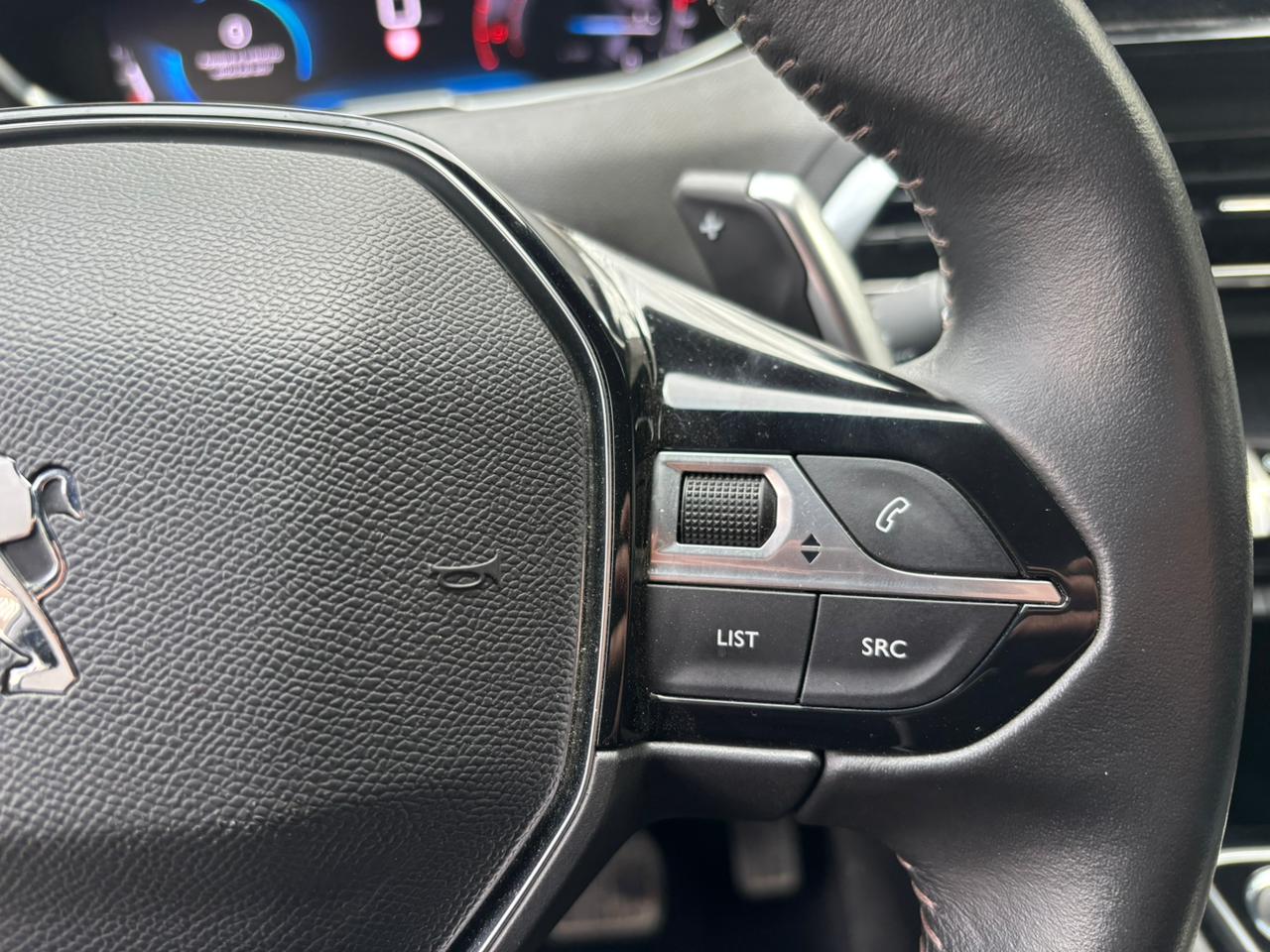 Peugeot 3008 — foto 22 de 32