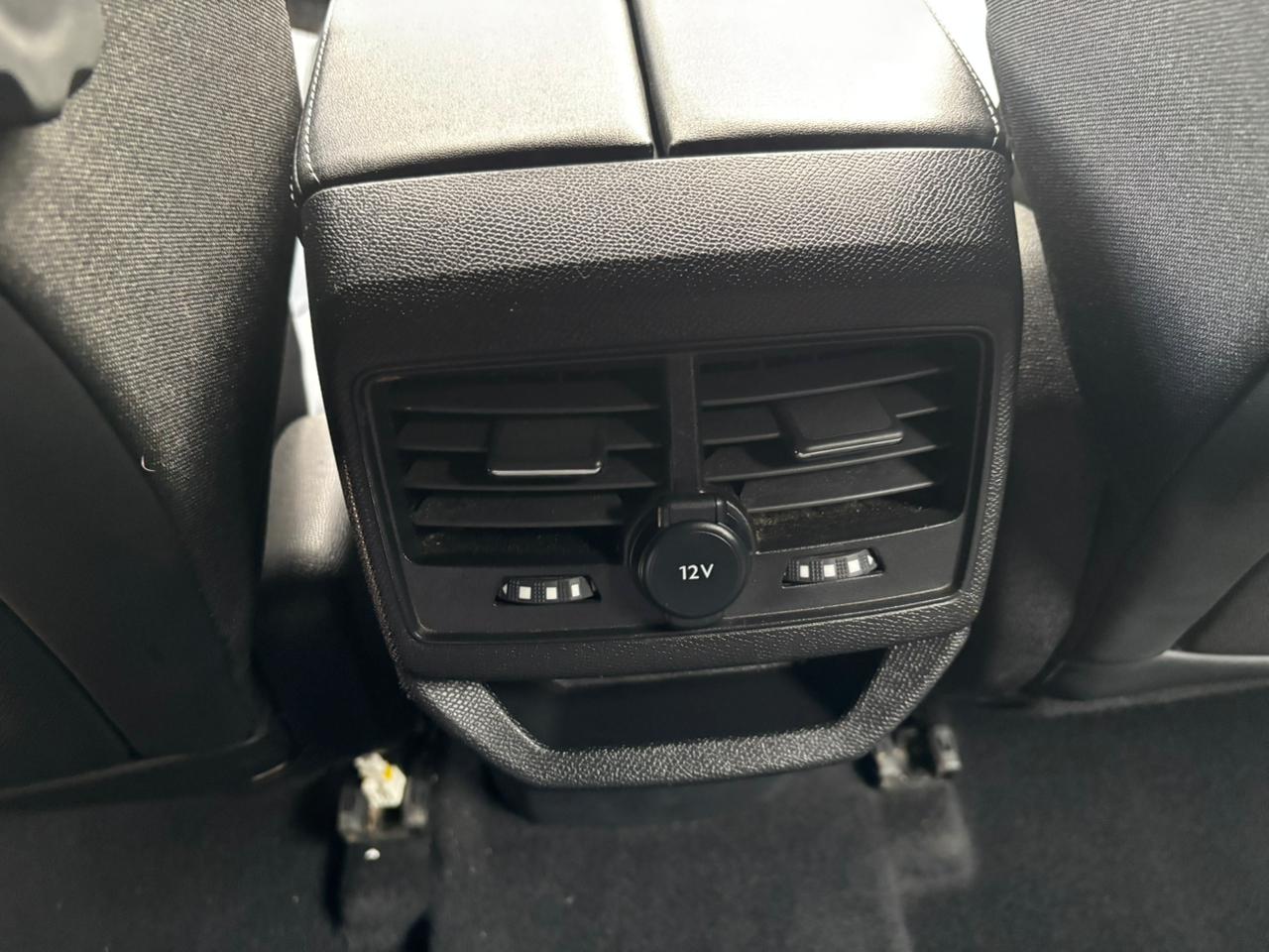 Peugeot 3008 — foto 21 de 32