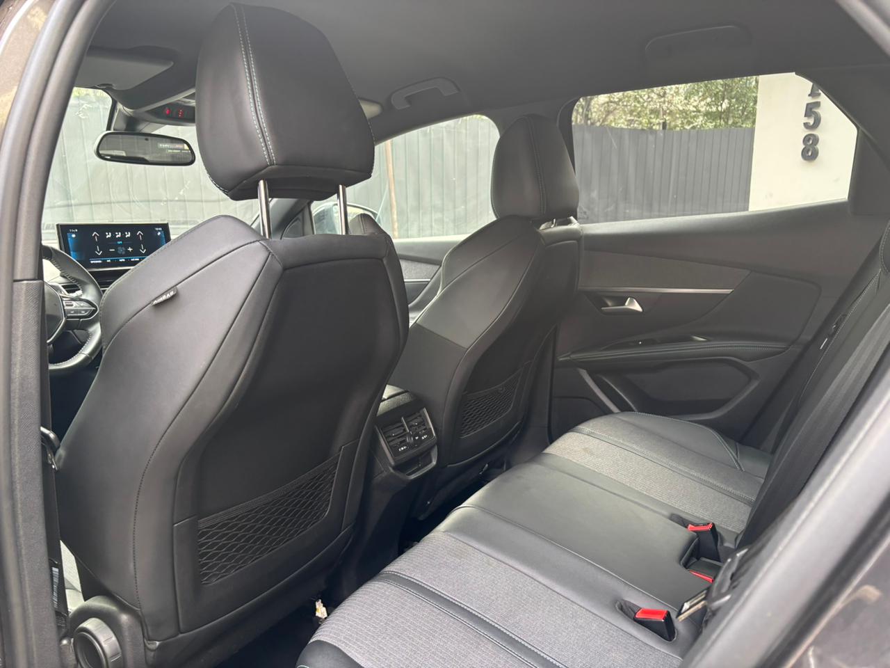 Peugeot 3008 — foto 17 de 32