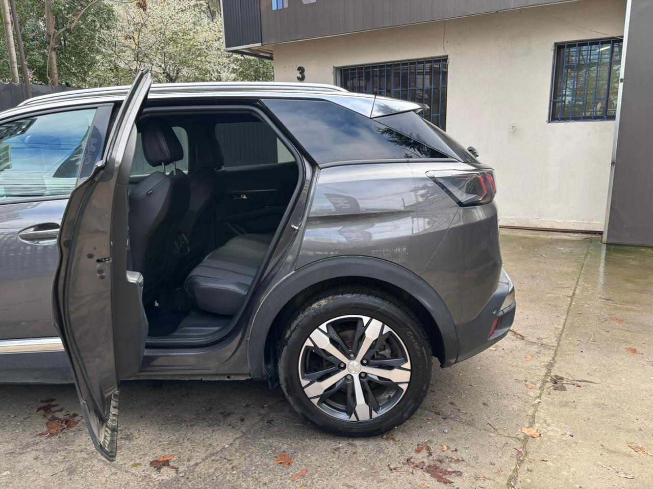 Peugeot 3008 — foto 9 de 32