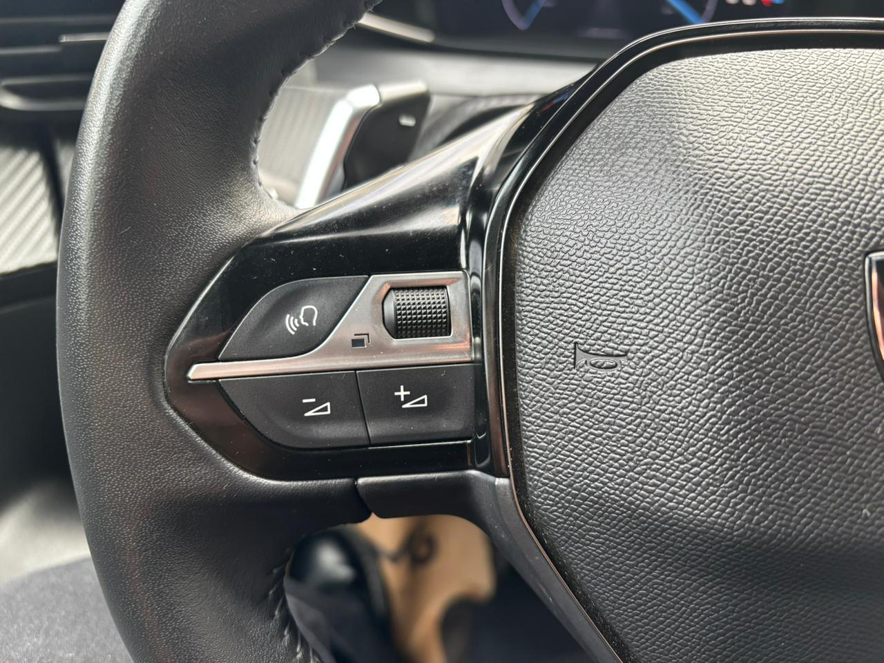 Peugeot 2008 — foto 23 de 24
