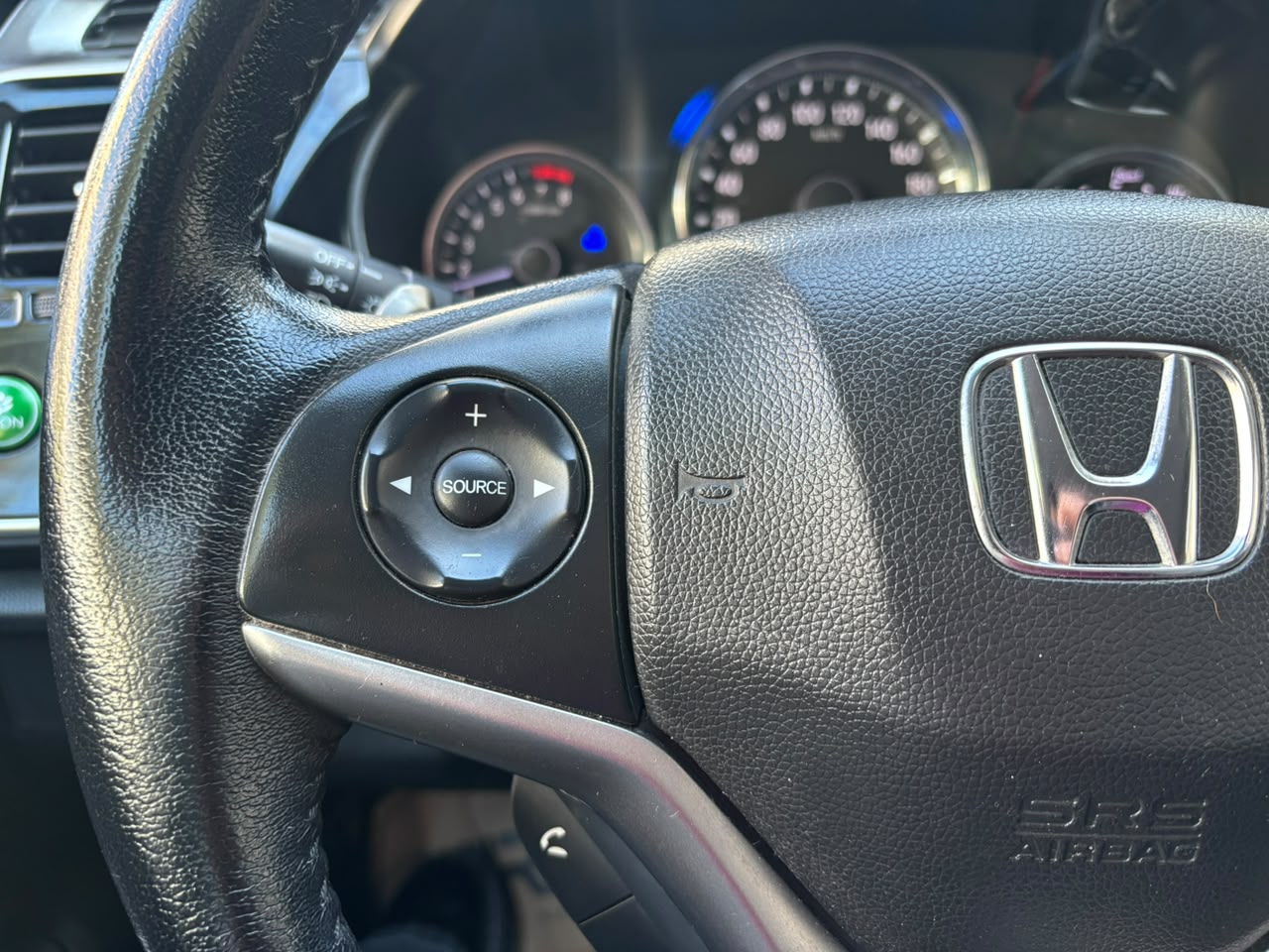 Honda City — foto 12 de 27