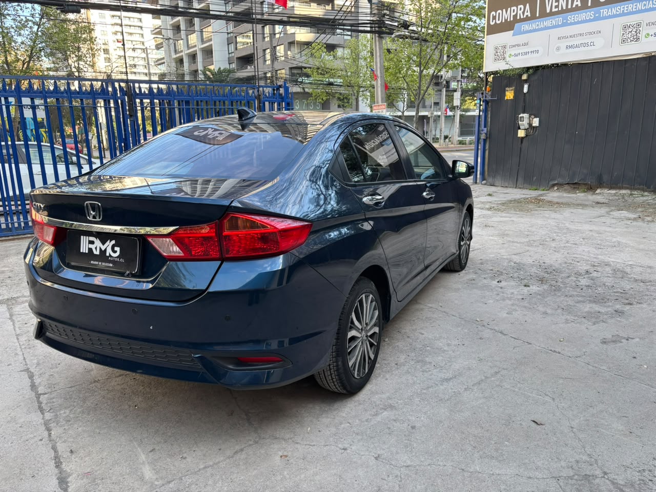 Honda City — foto 5 de 27