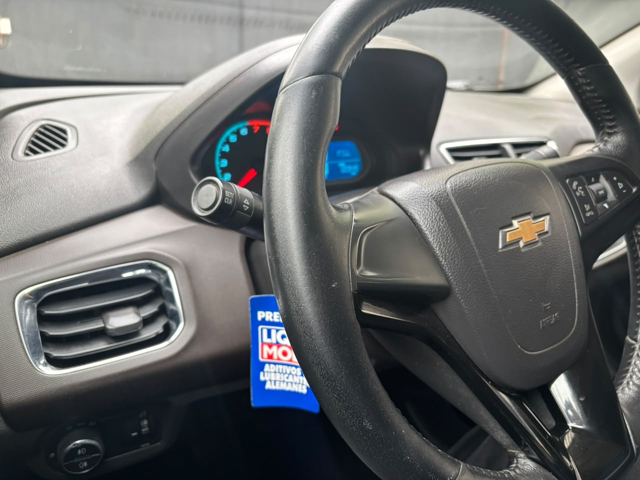 Chevrolet Prisma — foto 15 de 27