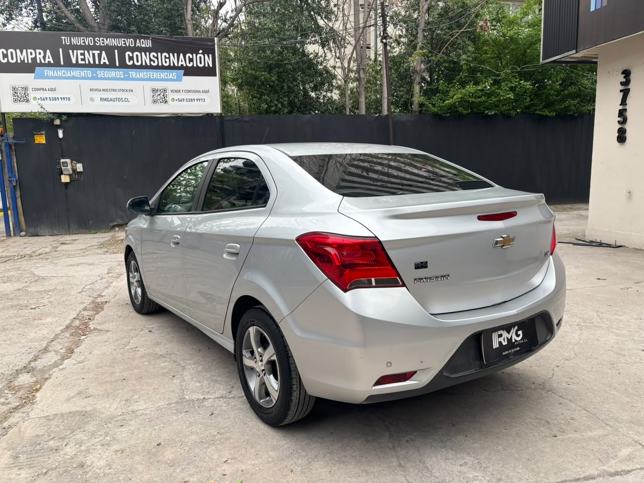 Chevrolet Prisma — foto 3 de 27