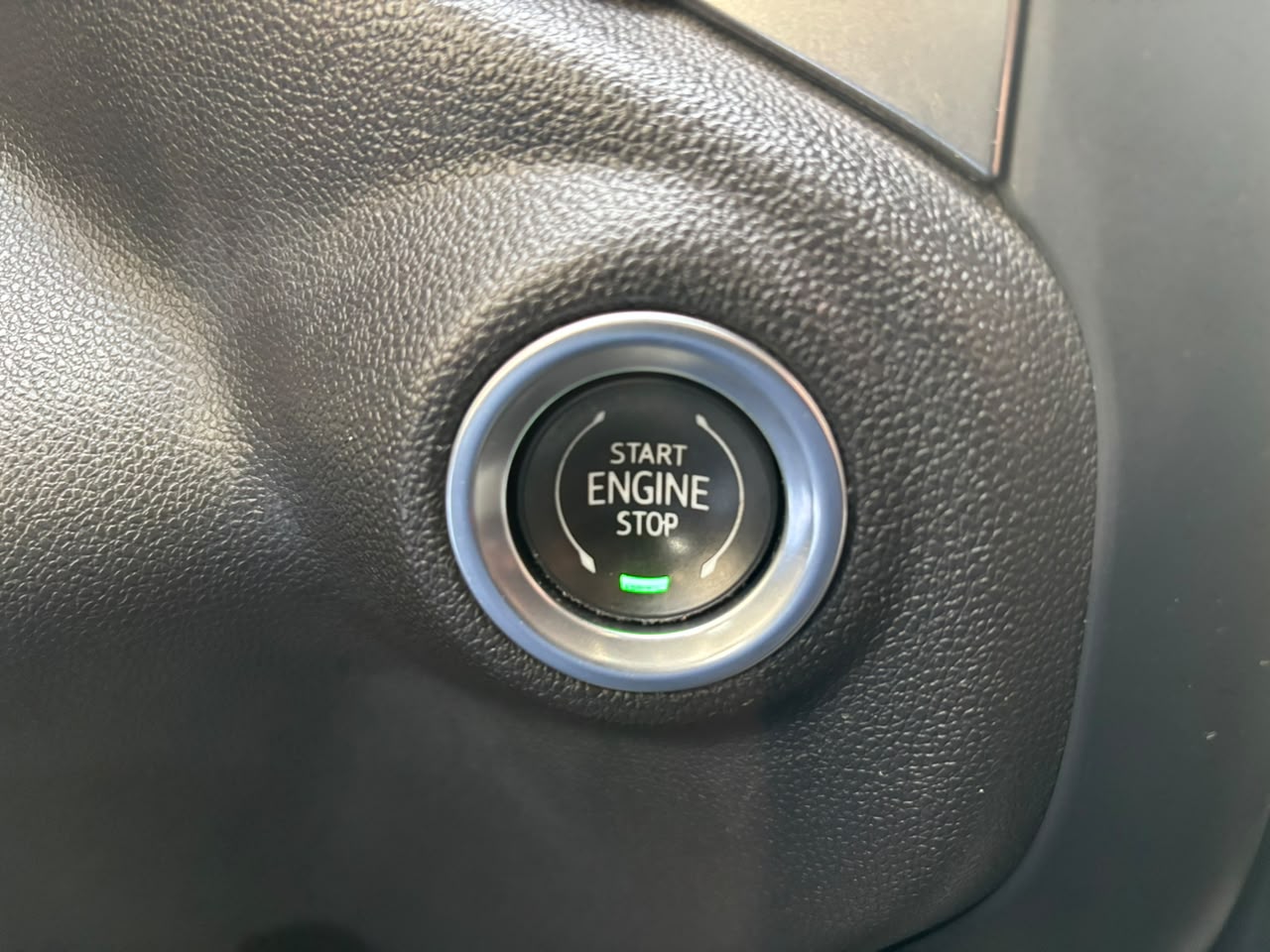 Chevrolet Silverado — foto 12 de 19