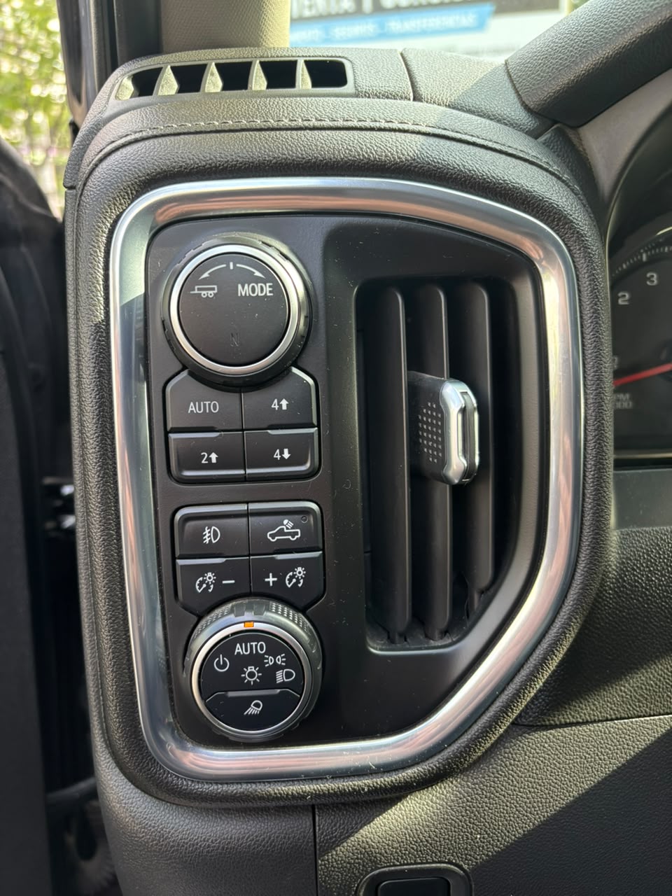 Chevrolet Silverado — foto 17 de 19