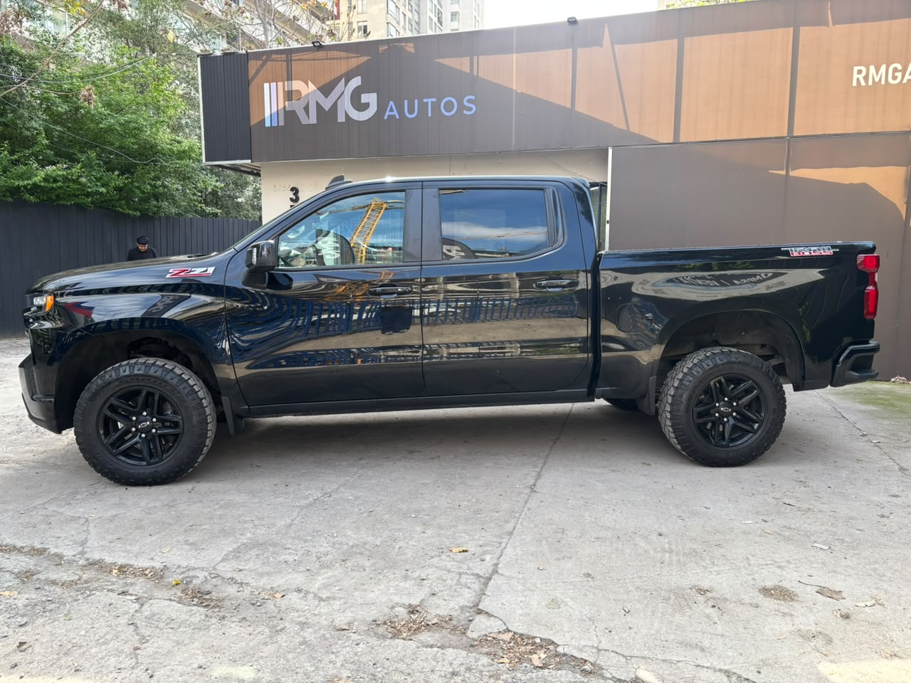 Chevrolet Silverado — foto 2 de 19