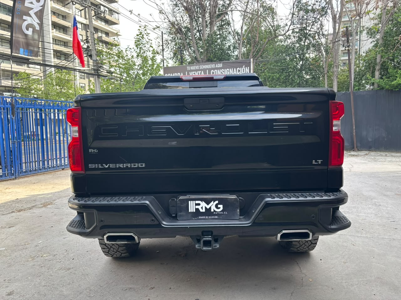 Chevrolet Silverado — foto 4 de 19