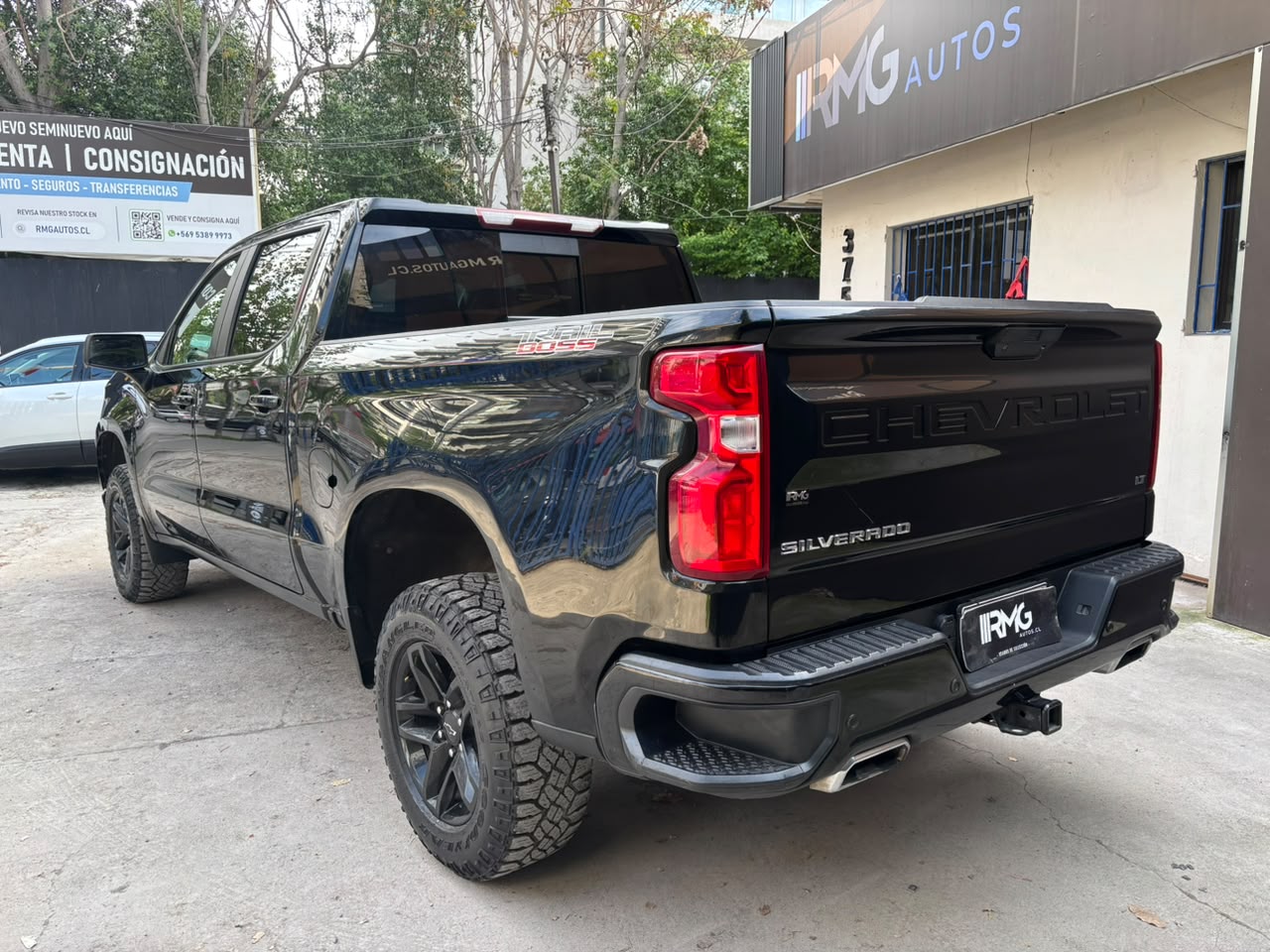 Chevrolet Silverado — foto 3 de 19