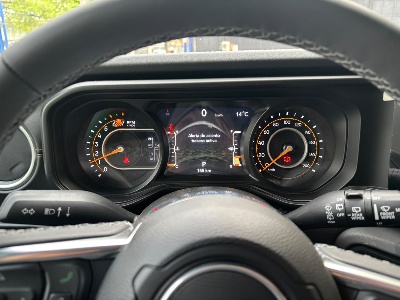 Jeep Wrangler — foto 16 de 34