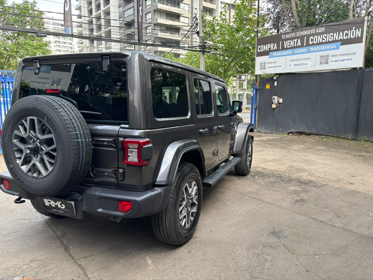 Jeep Wrangler — foto 5 de 34