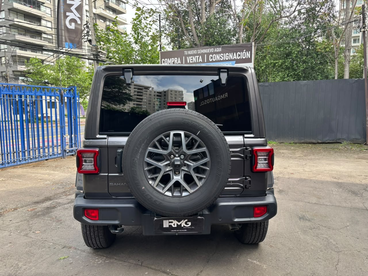 Jeep Wrangler — foto 4 de 34