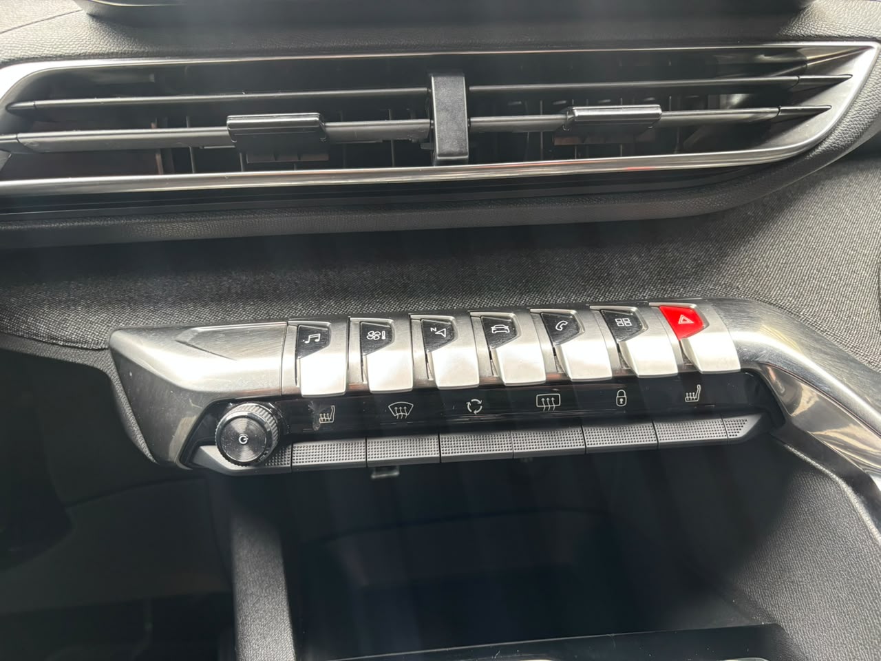 Peugeot 3008 — foto 14 de 29