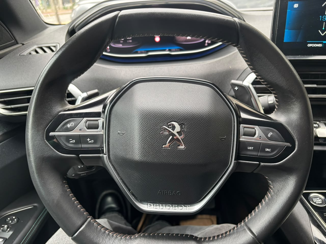 Peugeot 3008 — foto 15 de 29
