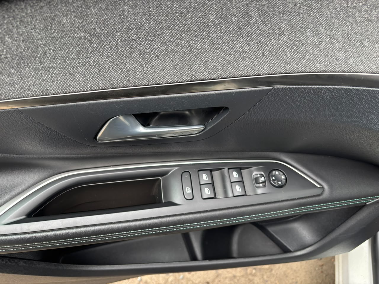 Peugeot 3008 — foto 22 de 29