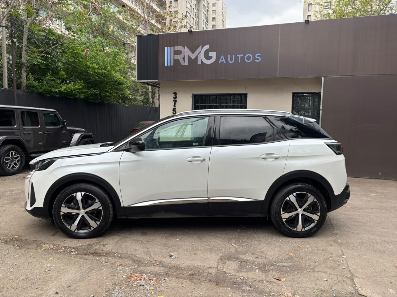 Peugeot 3008 — foto 2 de 29