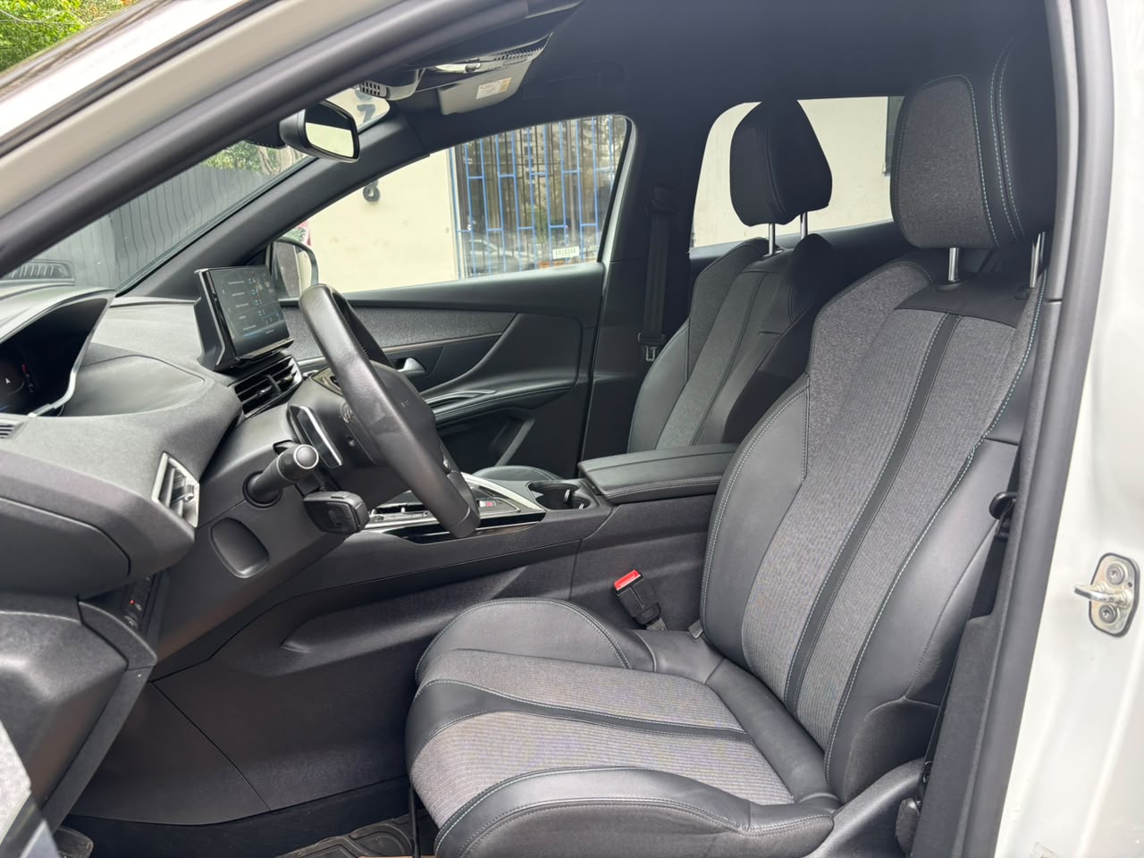 Peugeot 3008 — foto 29 de 29