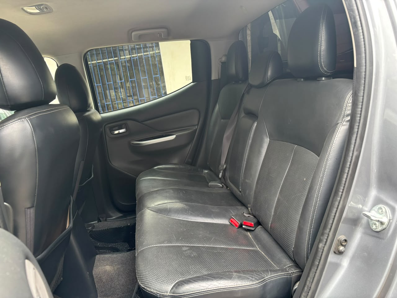 Mitsubishi L200 — foto 19 de 23