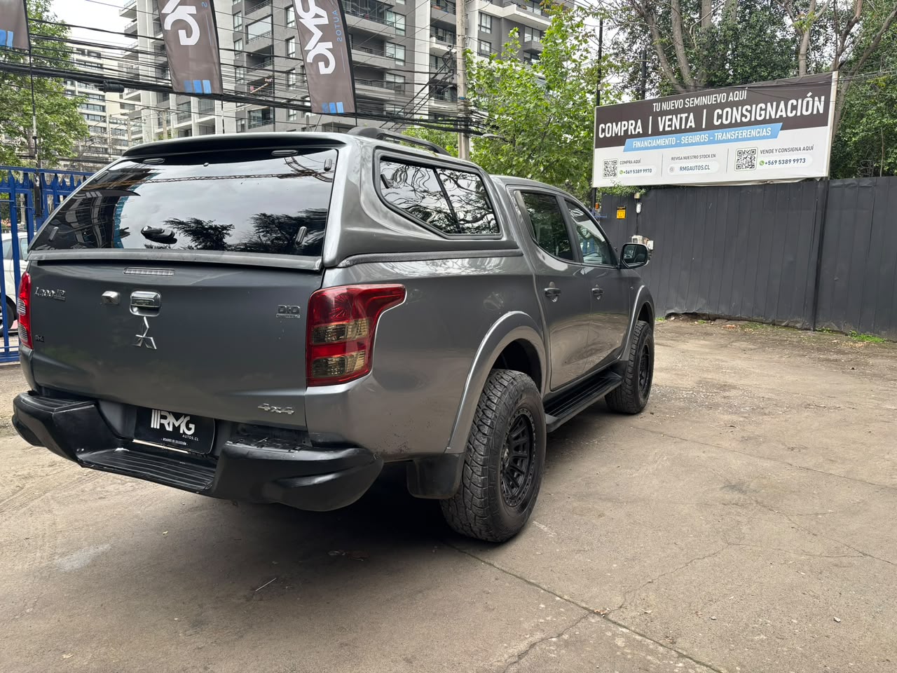 Mitsubishi L200 — foto 5 de 23