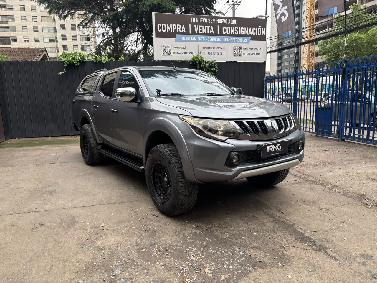 Mitsubishi L200 — foto 7 de 23