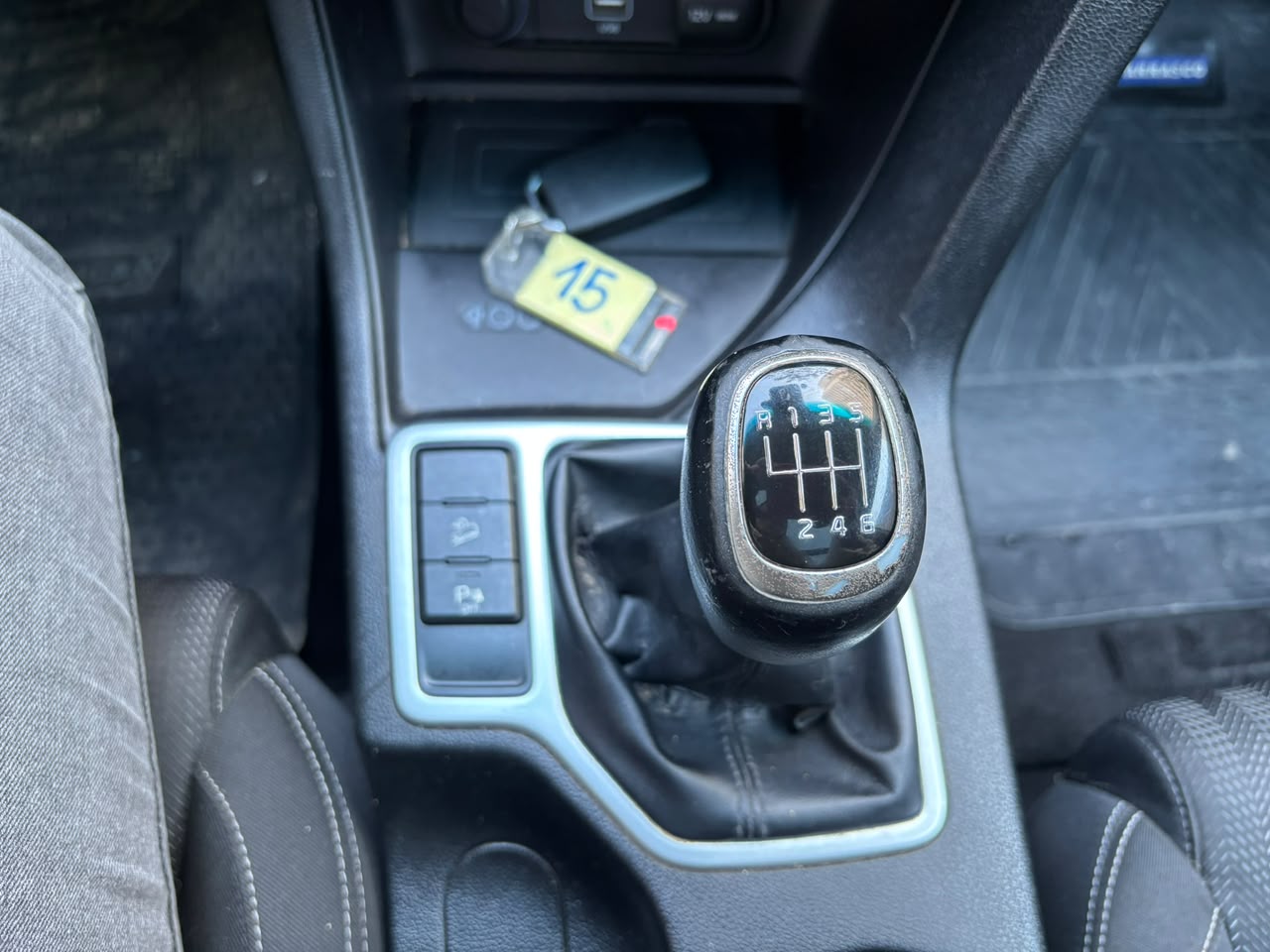 KIA Sportage — foto 10 de 28