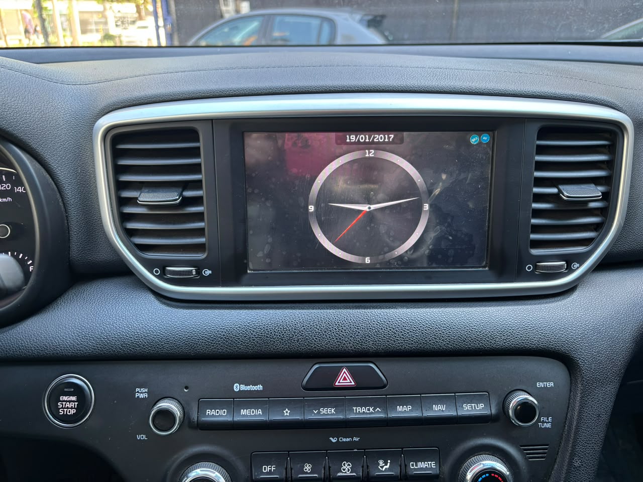 KIA Sportage — foto 13 de 28