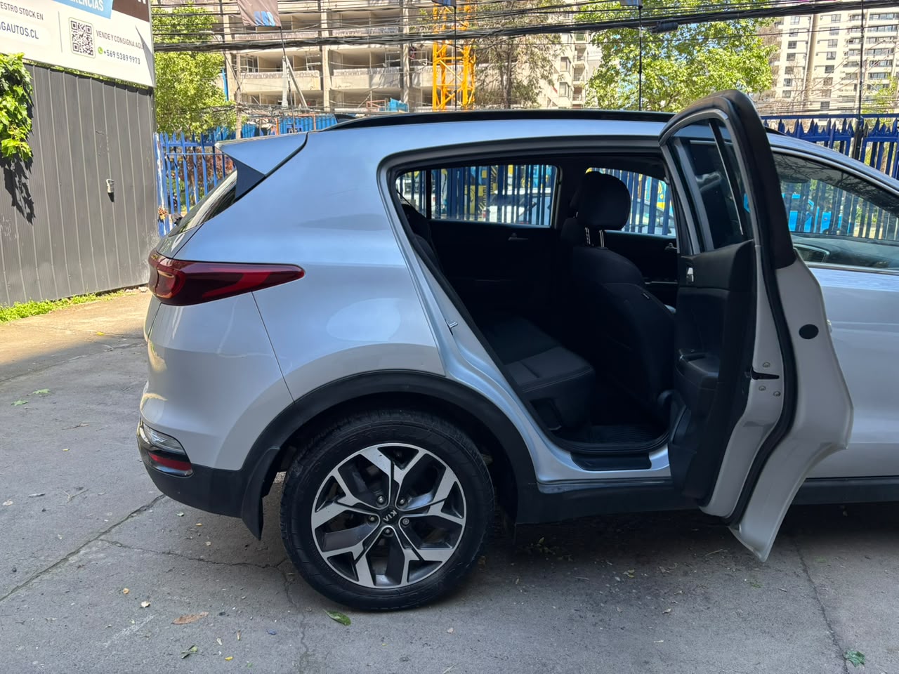 KIA Sportage — foto 27 de 28