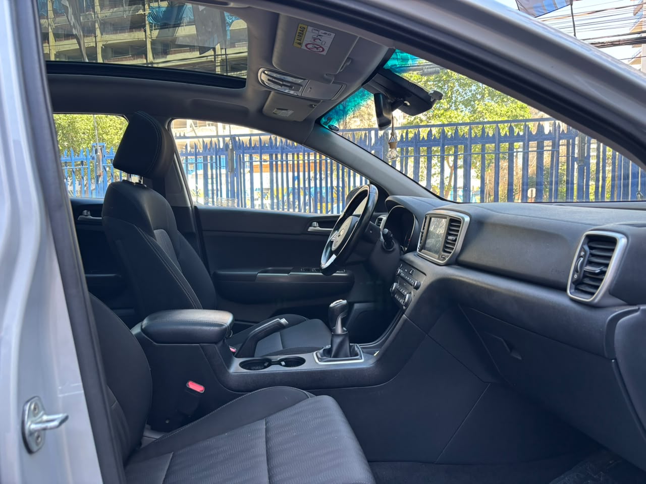 KIA Sportage — foto 28 de 28