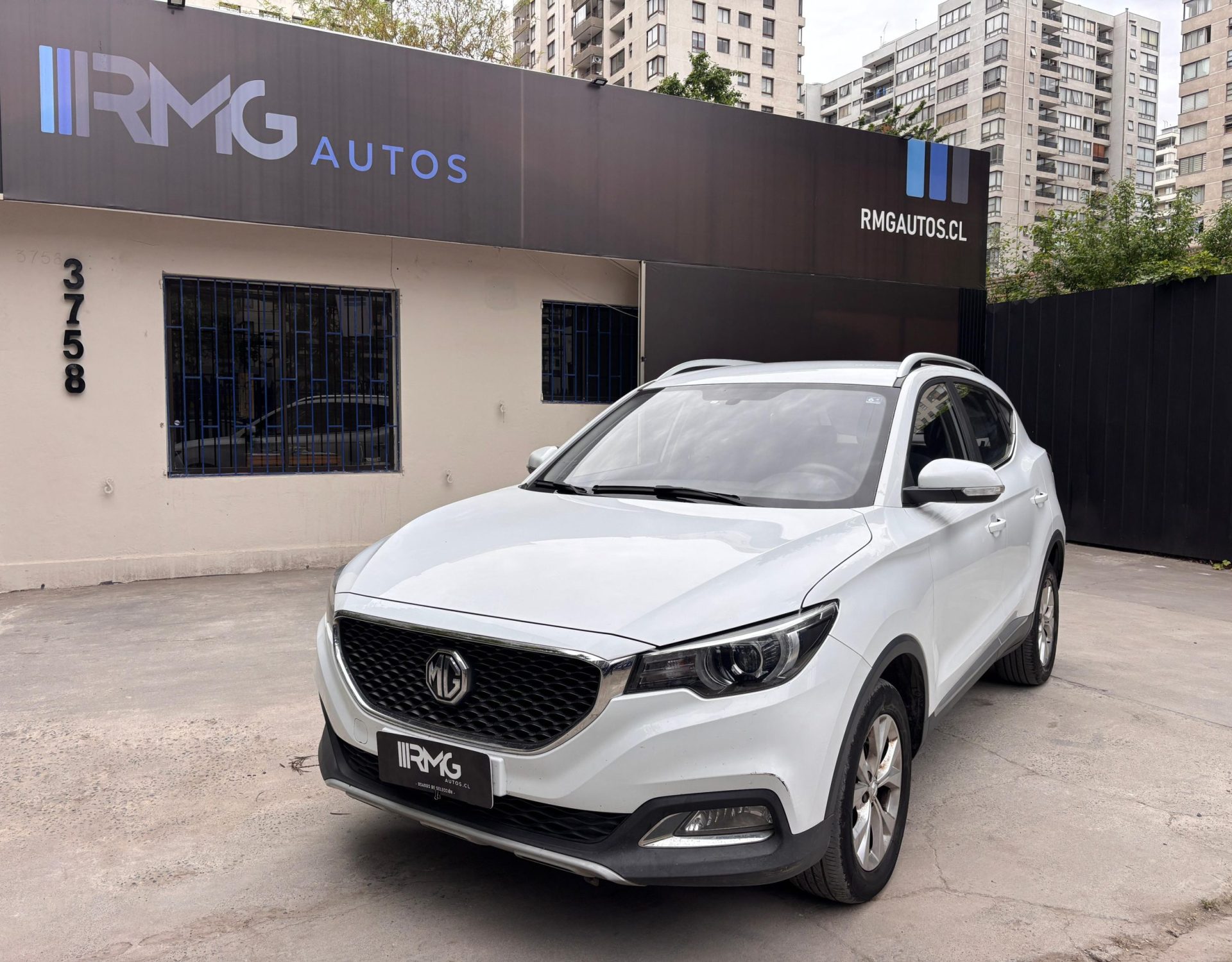 WhatsApp Image 2025-10-23 at 14.05.01 (1)